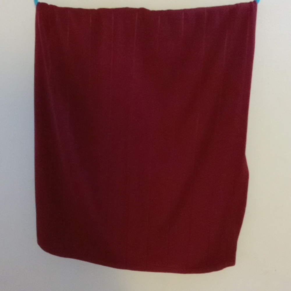 Long 37 inches burgundy / red skirt 3X slit up left side KGLAM